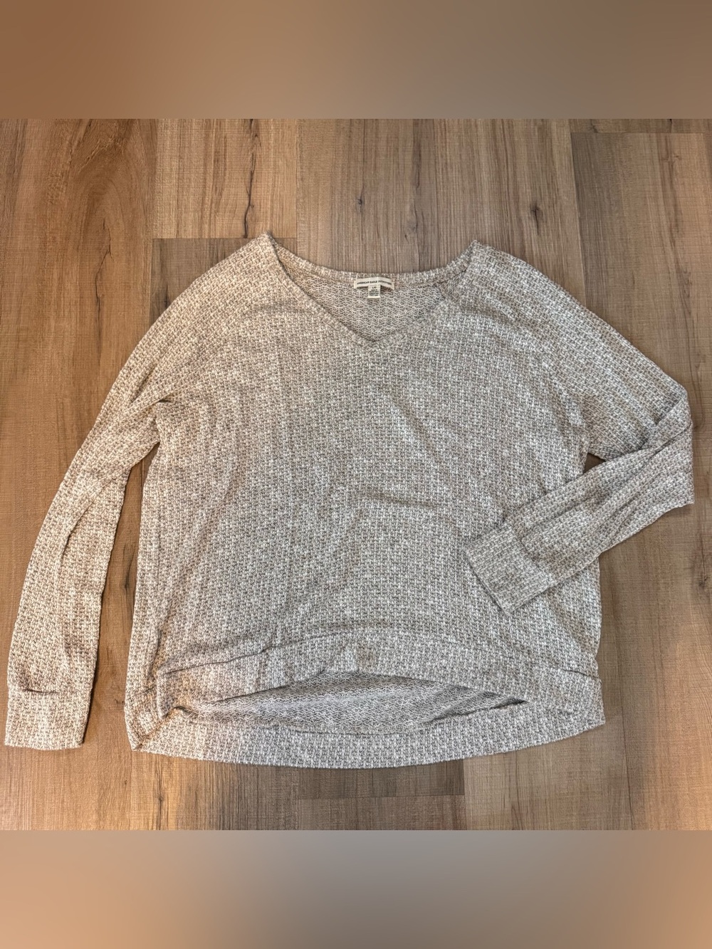 American Eagle V-Neck Sweater Top